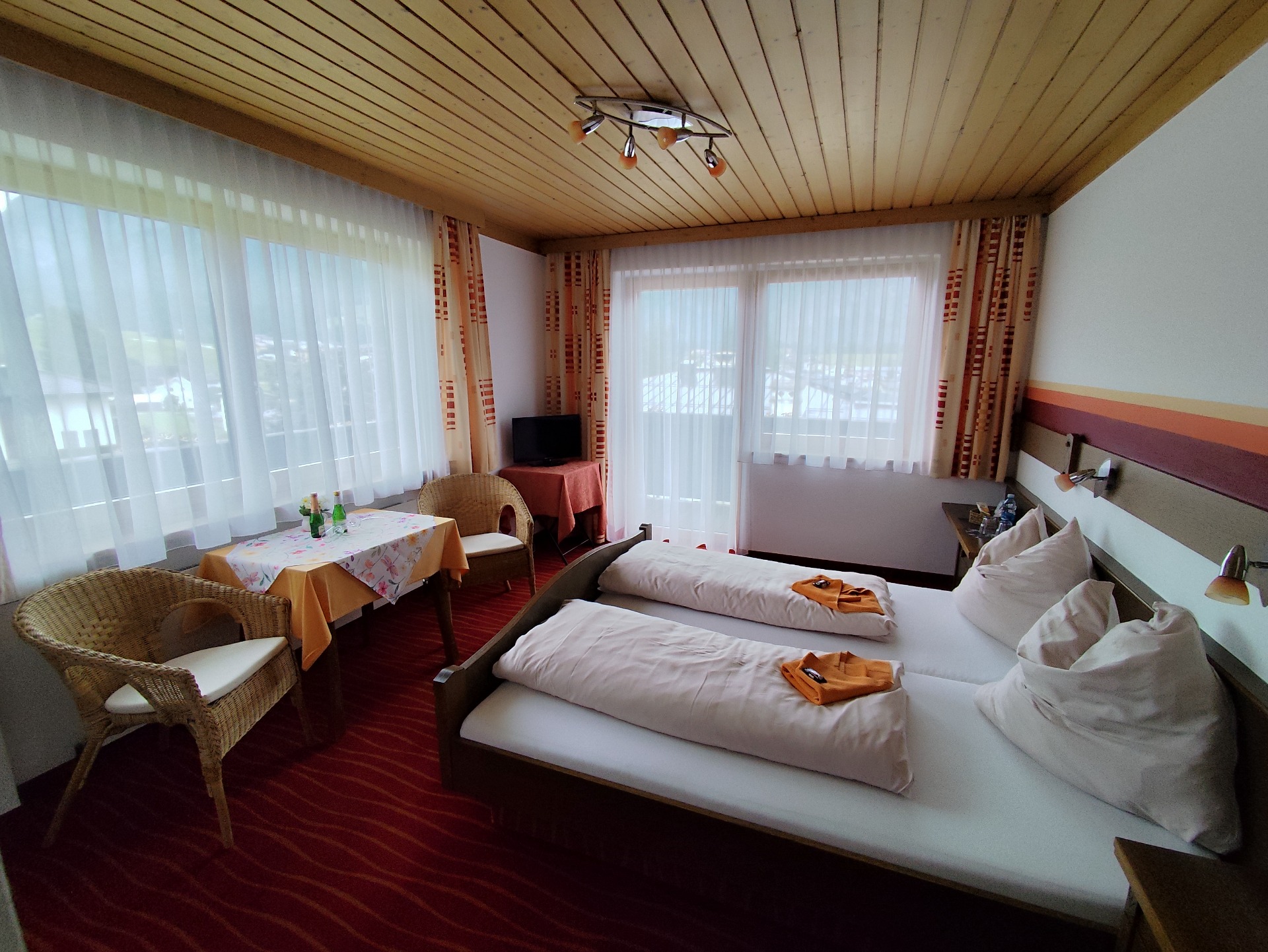 Doppelbettzimmer